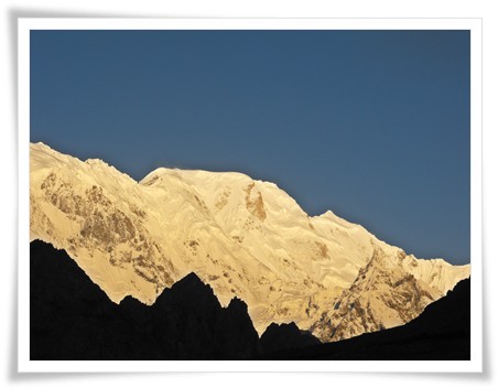 7000m Peaks
